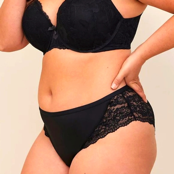 ❤️NWT TORRID PANTY - BLACK LACE - CAGE BACK - MID RISE SEXY HIPSTER - Picture 2 of 11